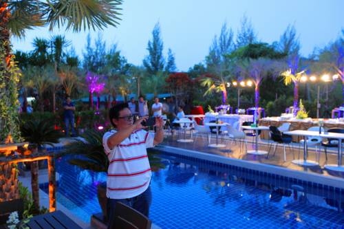 Imagen general del Hotel Sungthong Kamala Beach Resort. Foto 4