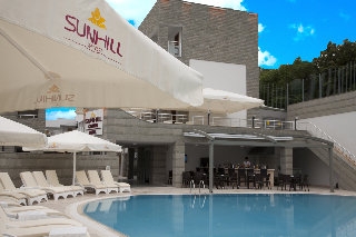 Imagen de la piscina del Hotel Sunhill Centro. Foto 9