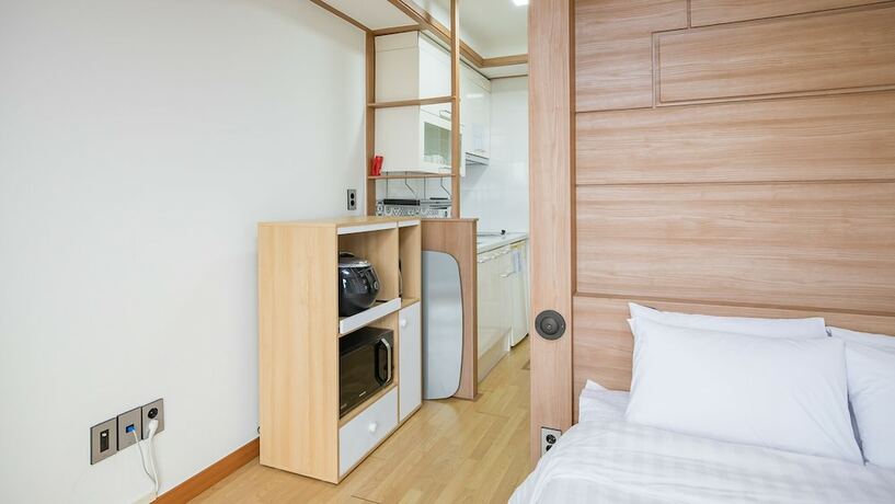 Imagen de la habitación del Hotel Sunhouse. Foto 16