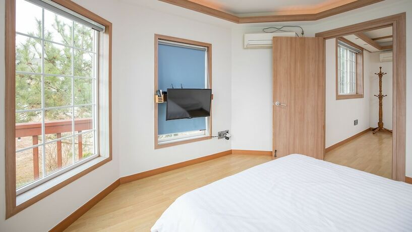 Imagen de la habitación del Hotel Sunhouse. Foto 20