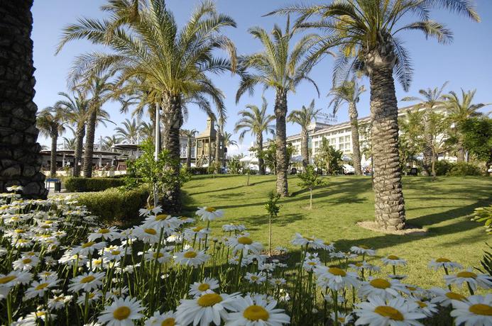 Imagen de los exteriores del Hotel Sunis Kumk&ouml;y Beach Resort and Spa - All Inclusive. Foto 9