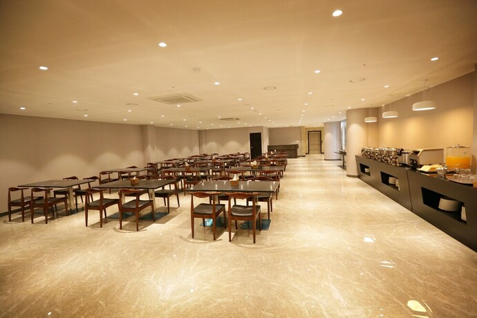 Imagen del bar/restaurante del Hotel Sunland. Foto 17
