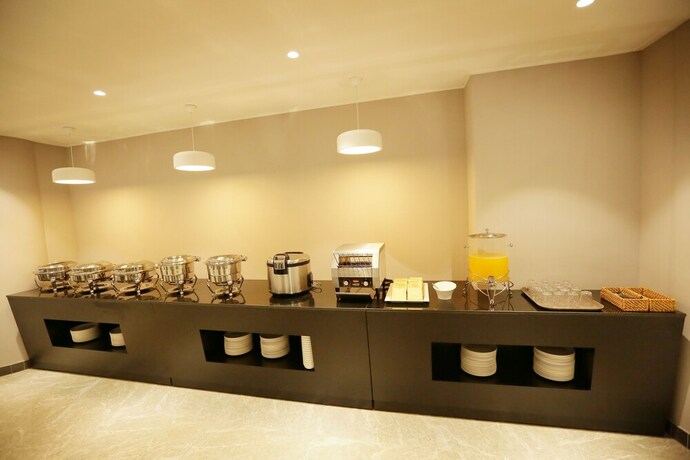 Imagen del bar/restaurante del Hotel Sunland. Foto 18