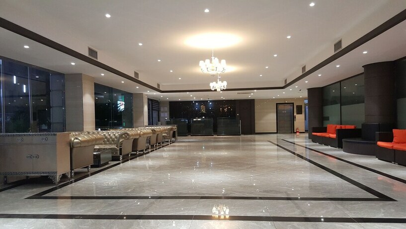 Imagen de los interiores del Hotel Sunland. Foto 36