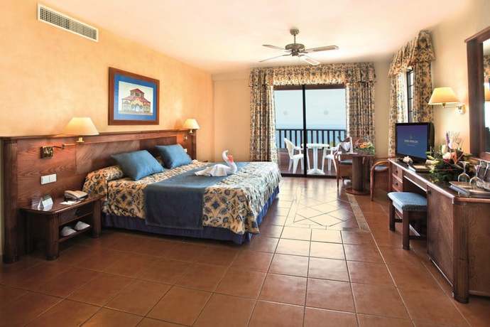 Imagen de la habitación del Hotel Sunlight Bahia Principe Costa Adeje. Foto 3