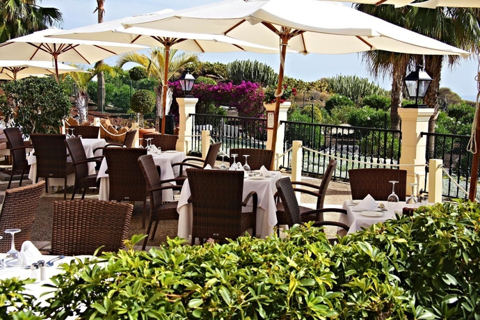 Imagen de los exteriores del Hotel Sunlight Bahia Principe Resort. Foto 11