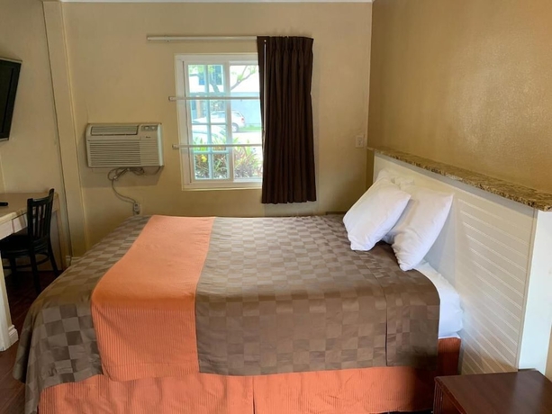 Imagen de la habitación del Hotel Sunlight Motel. Foto 4