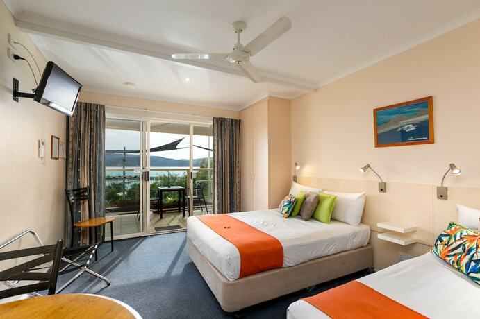 Imagen general del Hotel Sunlit Waters Studio Apartments. Foto 2