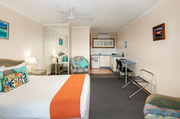 Imagen general del Hotel Sunlit Waters Studio Apartments. Foto 8