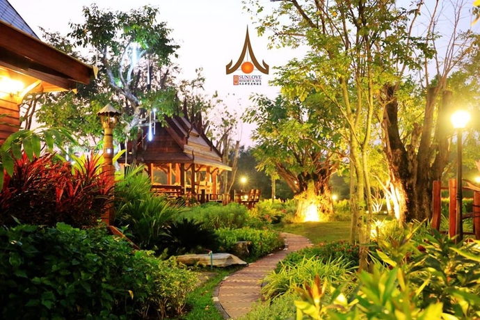 Imagen de los exteriores del Hotel Sunlove Resort And Spa Royal View. Foto 10