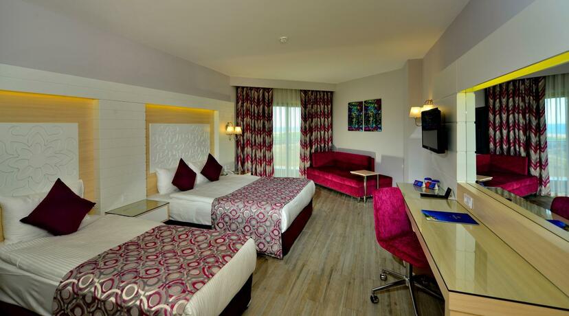Imagen general del Hotel Sunmelia Beach Resort Hotel & Spa-All Inclusive. Foto 8