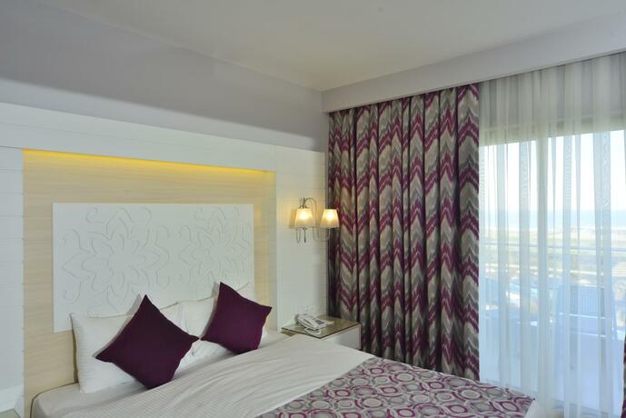 Imagen general del Hotel Sunmelia Beach Resort Hotel & Spa-All Inclusive. Foto 10