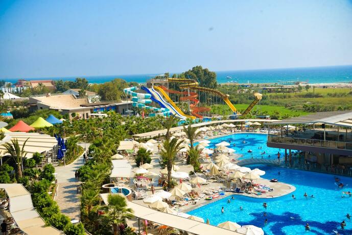 Imagen general del Hotel Sunmelia Beach Resort Hotel & Spa-All Inclusive. Foto 17