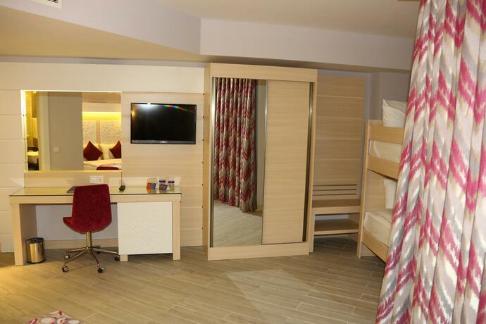 Imagen general del Hotel Sunmelia Beach Resort Hotel & Spa-All Inclusive. Foto 21