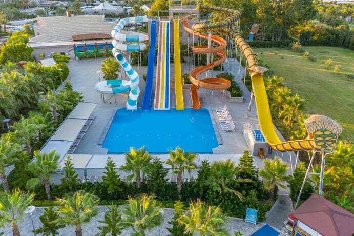 Imagen general del Hotel Sunmelia Beach Resort Hotel & Spa-All Inclusive. Foto 26
