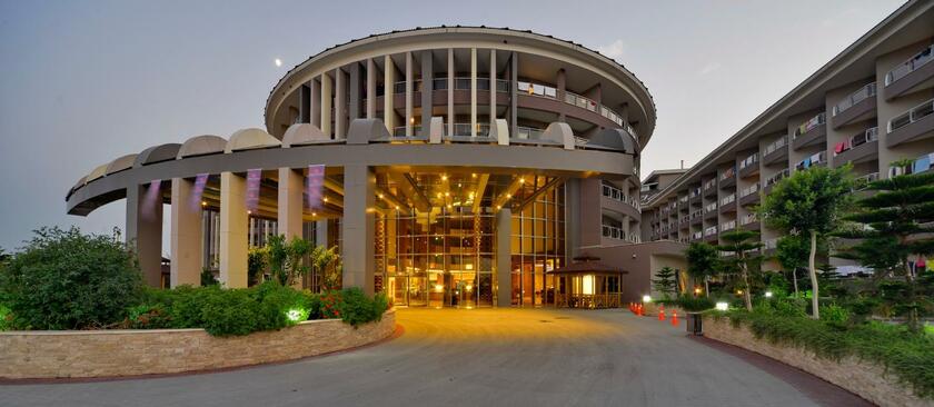 Imagen general del Hotel Sunmelia Beach Resort Hotel & Spa-All Inclusive. Foto 31