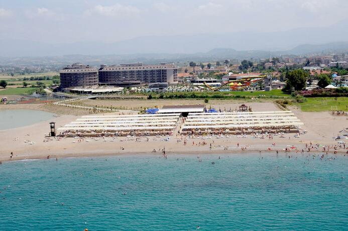 Imagen general del Hotel Sunmelia Beach Resort Hotel & Spa-All Inclusive. Foto 32