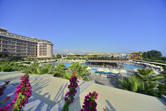 Imagen general del Hotel Sunmelia Beach Resort Hotel & Spa-All Inclusive. Foto 39
