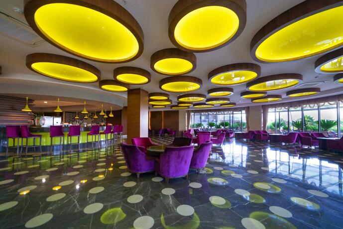 Imagen general del Hotel Sunmelia Beach Resort Hotel & Spa-All Inclusive. Foto 48