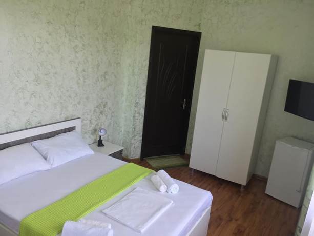 Imagen de la habitación del Hotel Sunny, Batumi. Foto 14