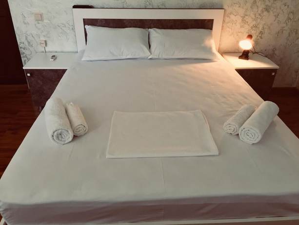 Imagen de la habitación del Hotel Sunny, Batumi. Foto 19