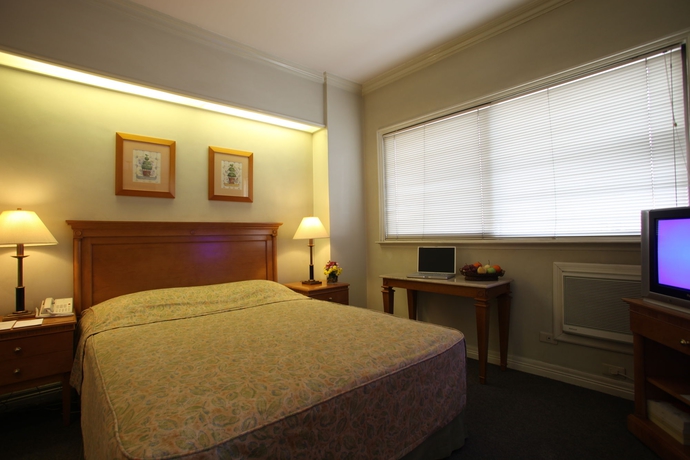 Imagen de la habitación del Hotel Sunny Bay Suites. Foto 7