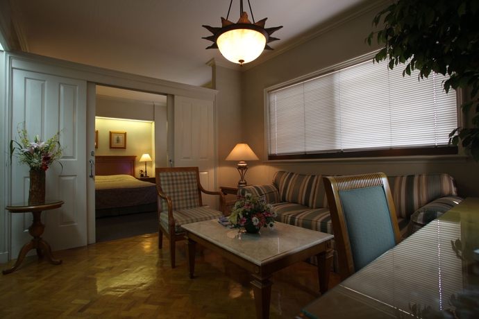 Imagen de los interiores del Hotel Sunny Bay Suites. Foto 13