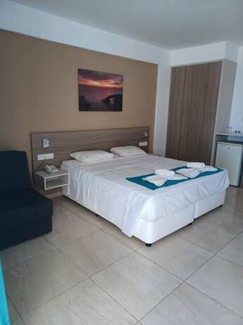 Imagen de la habitación del Hotel Sunny Blue. Foto 20