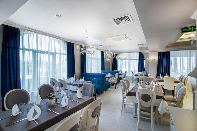 Imagen del bar/restaurante del Hotel Sunny Castle. Foto 2