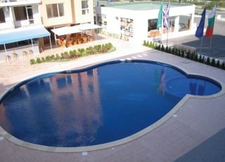 Imagen de la piscina del Hotel Sunny Day 1. Foto 3