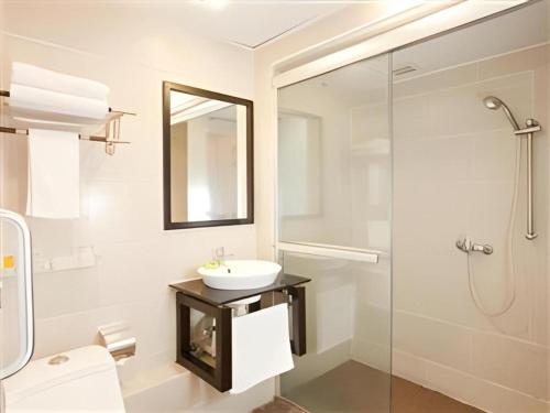 Imagen general del Hotel Sunny Day, Mong Kok. Foto 5