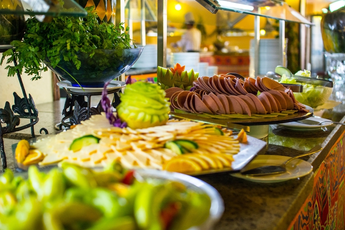 Imagen del bar/restaurante del Hotel Sunny Days Palma De Mirette Resorts and Spa. Foto 5