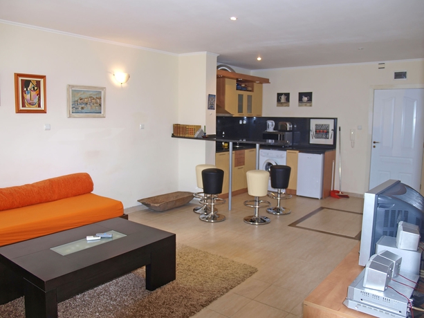 Imagen de los interiores del Hotel Sunny Fort. Foto 10