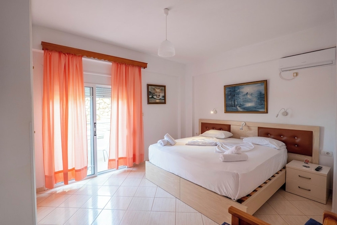 Imagen de la habitación del Hotel Sunny Holiday. Foto 10