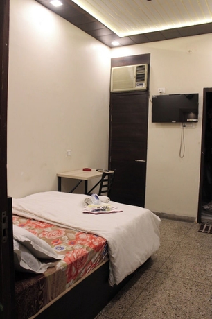 Imagen de la habitación del Hotel Sunny, Kanpur. Foto 3