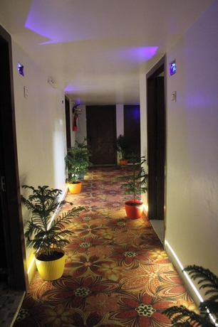 Imagen de los interiores del Hotel Sunny, Kanpur. Foto 9