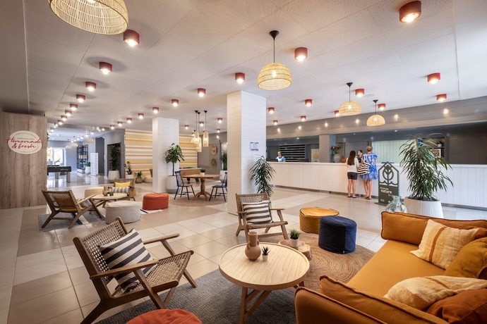 Imagen de los interiores del Hotel Sunny Makarska by Valamar. Foto 15