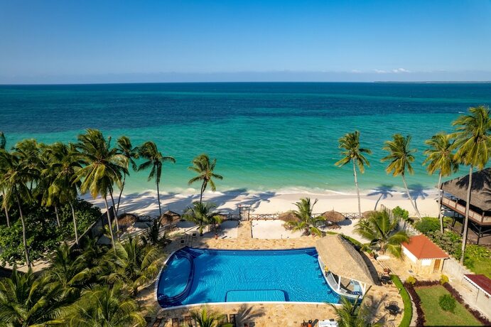 Imagen general del Hotel Sunny Palms Beach Bungalows. Foto 10