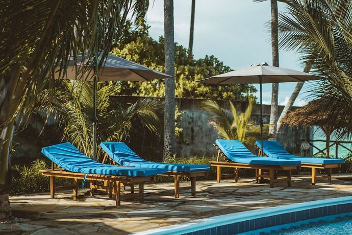 Imagen general del Hotel Sunny Palms Beach Bungalows. Foto 12