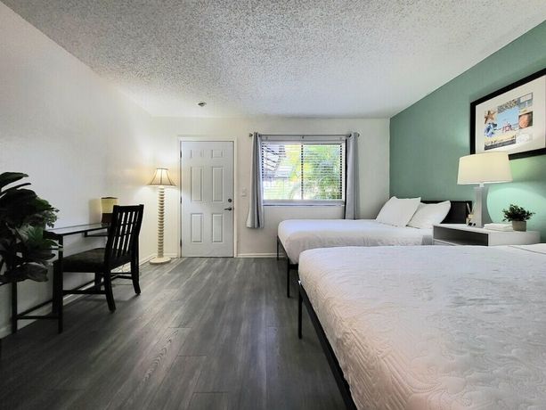 Imagen de la habitación del Hotel Sunny Palms Inn. Foto 3