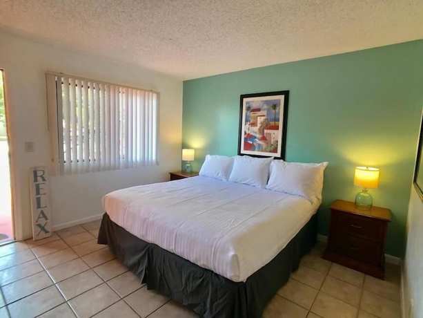 Imagen de la habitación del Hotel Sunny Palms Inn. Foto 19