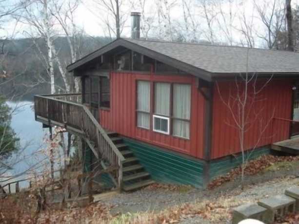 Imagen de la habitación del Hotel Sunny Point Resort Cottages and Inn. Foto 3