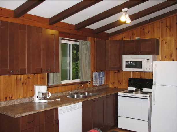 Imagen de la habitación del Hotel Sunny Point Resort Cottages and Inn. Foto 9