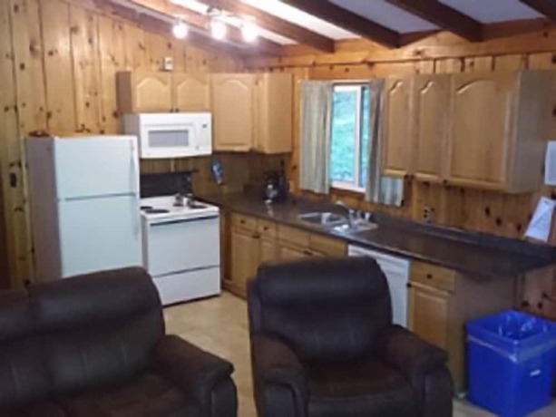 Imagen de la habitación del Hotel Sunny Point Resort Cottages and Inn. Foto 15