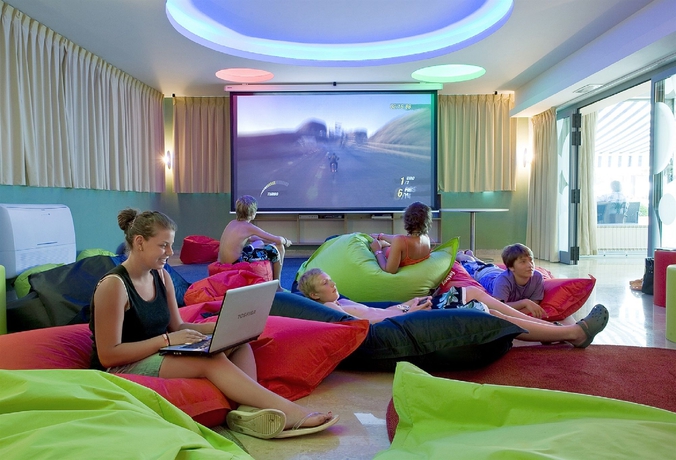 Imagen de los interiores del Hotel Sunny Poreč by Valamar. Foto 15