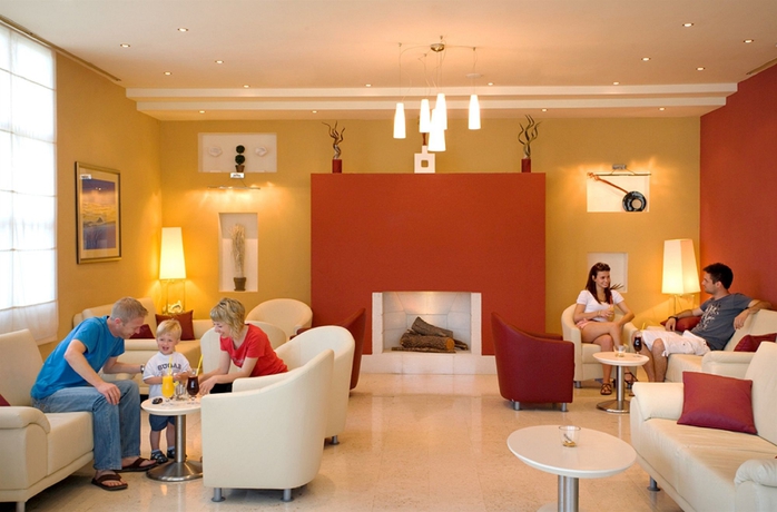 Imagen de los interiores del Hotel Sunny Rabac by Valamar. Foto 15