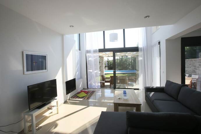 Imagen general del Hotel Sunny Sani Luxury Villas. Foto 5