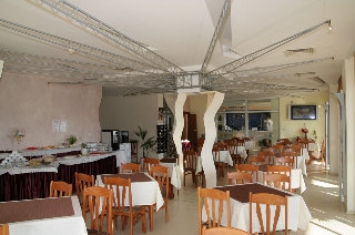 Imagen general del Hotel Sunny, Sozopol. Foto 3