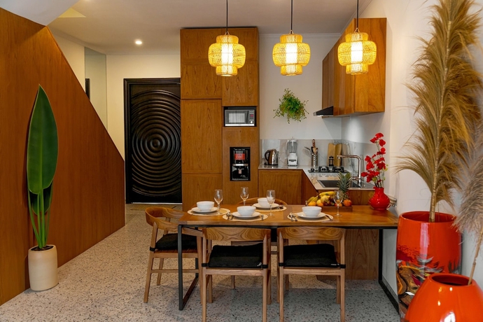 Imagen de la habitación del Hotel Sunny Village Batu Bolong. Foto 7