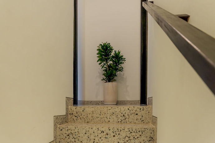 Imagen de los interiores del Hotel Sunny Village Batu Bolong. Foto 19